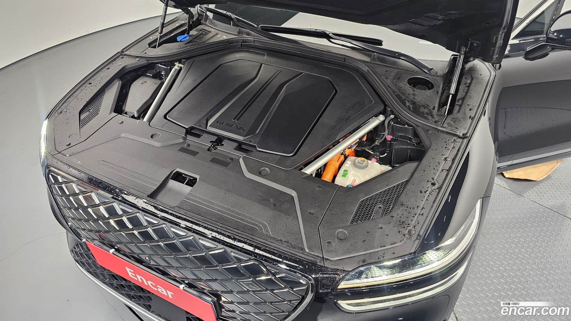 Main__Slider__Photo:GV70 Genesis 2022.7-5