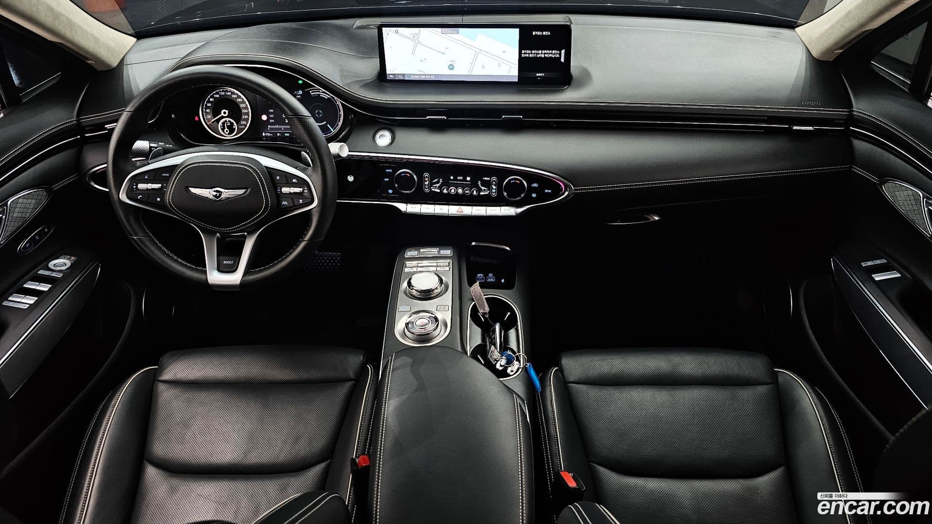 Main__Slider__Photo:GV70 Genesis 2022.7-6