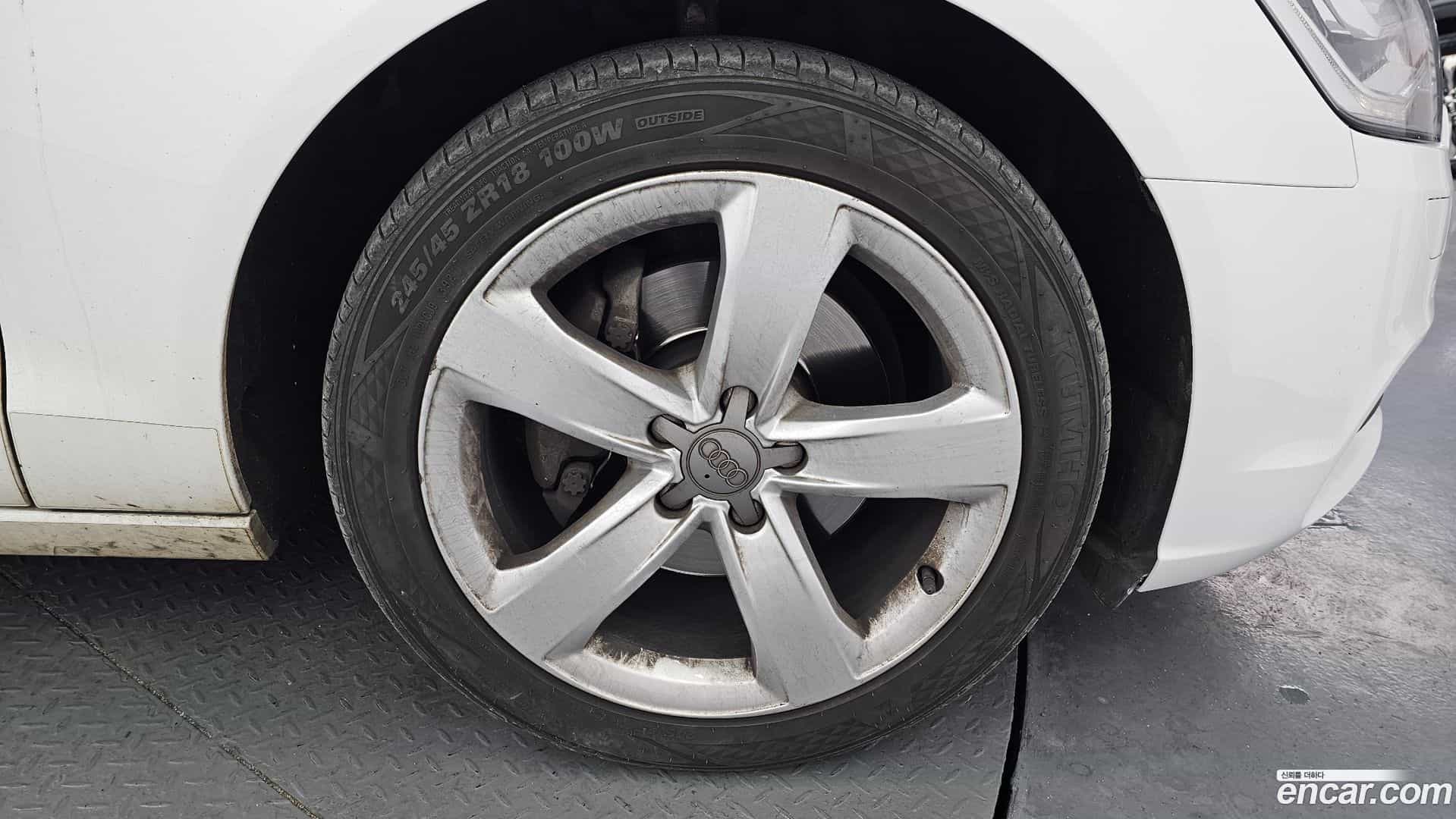 A6 Audi 2014.11-OUTER-005