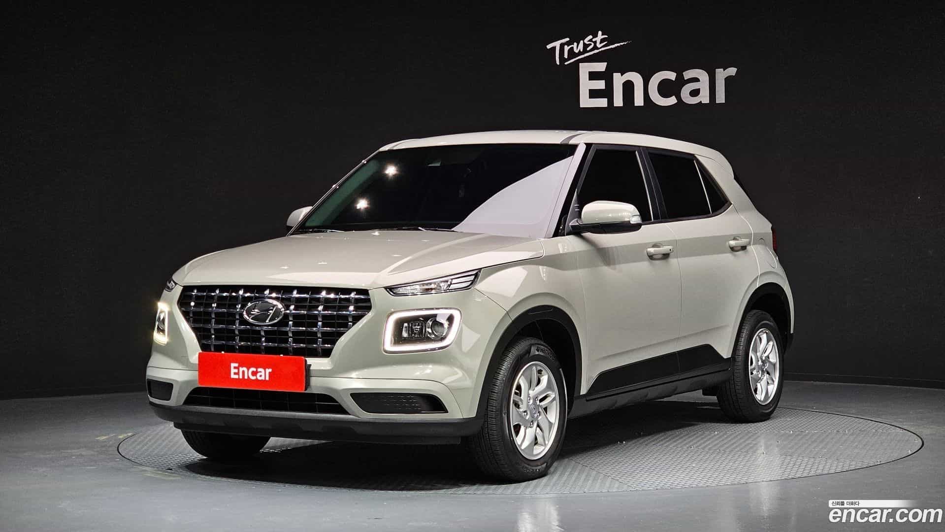 Venue Hyundai 2019.11-OUTER-001