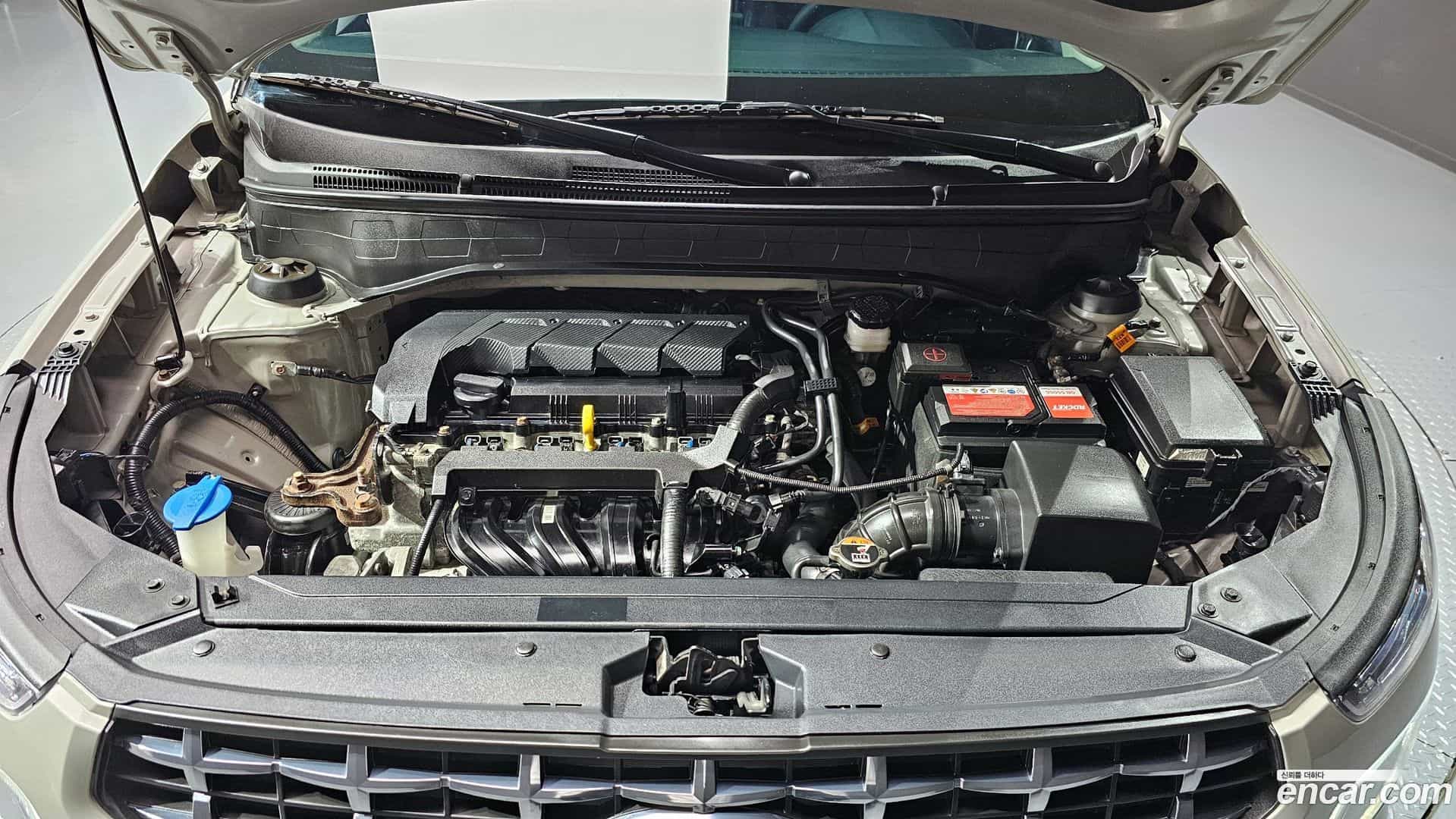 Venue Hyundai 2019.11-OUTER-006