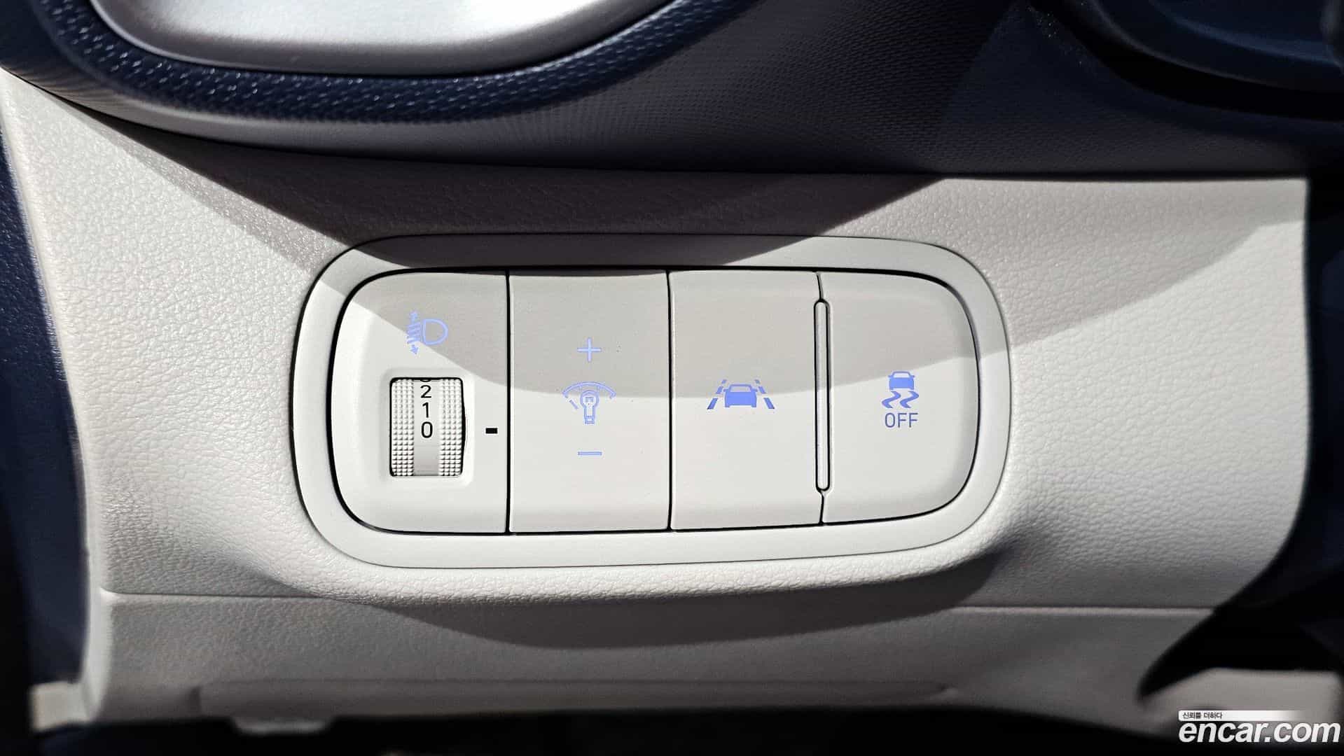 Venue Hyundai 2019.11-OPTION-018