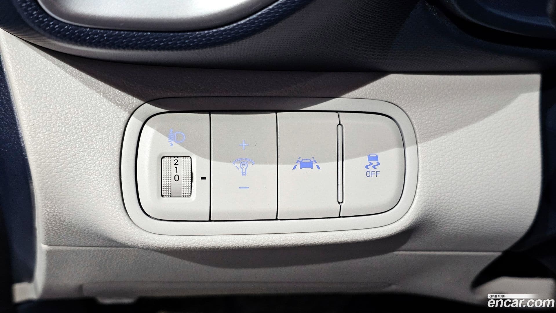 Main__Slider__Photo:Venue Hyundai 2019.11-13