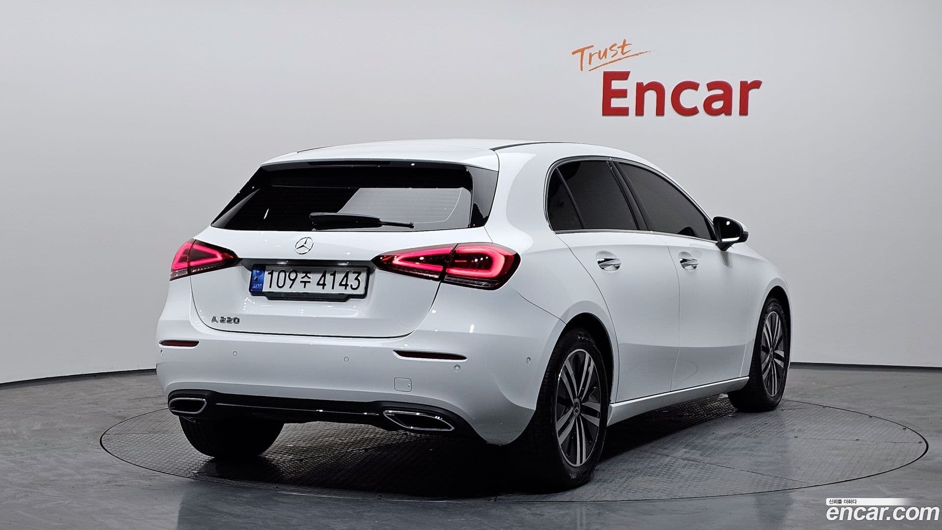 Main__Slider__Photo:A-Class Mercedes-Benz 2022.11-1