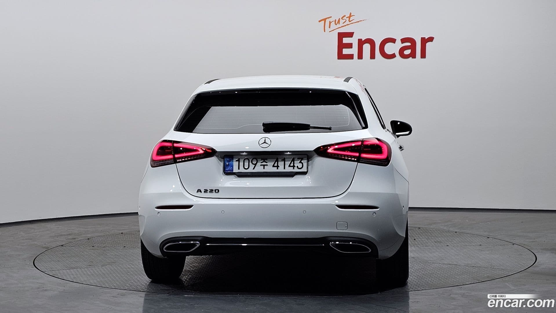 Main__Slider__Photo:A-Class Mercedes-Benz 2022.11-3