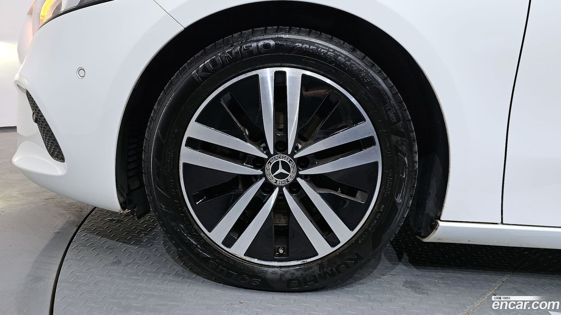 Main__Slider__Photo:A-Class Mercedes-Benz 2022.11-4