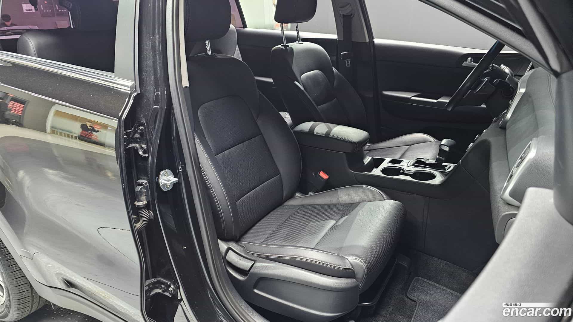 Sportage Kia 2018.9-OPTION-015