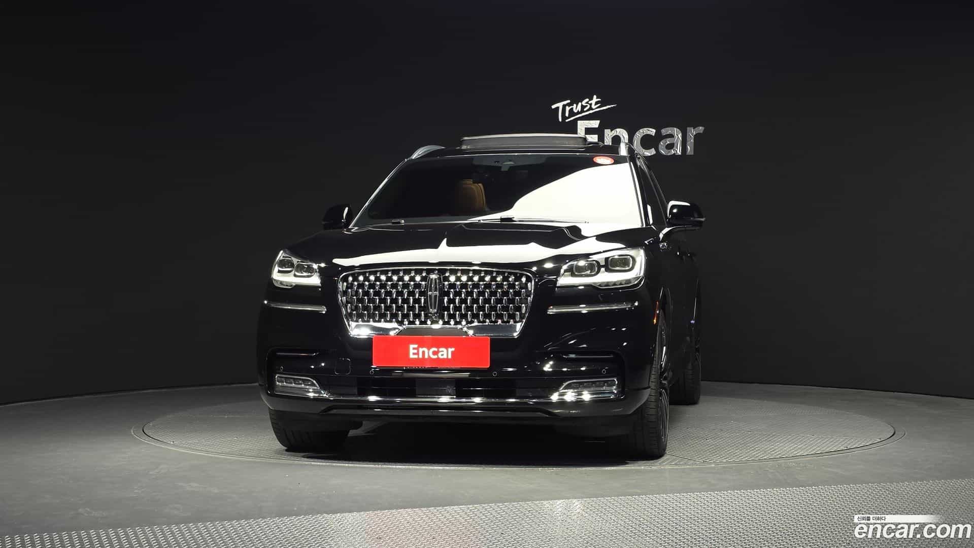 Aviator Lincoln 2023.9-OUTER-003