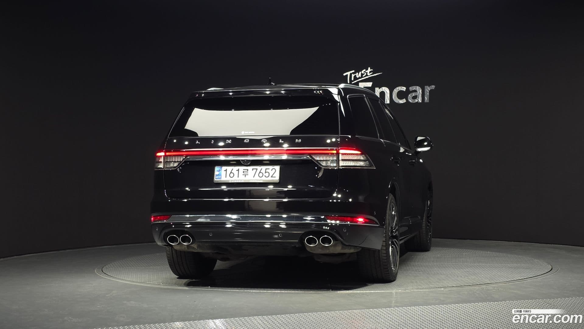 Main__Slider__Photo:Aviator Lincoln 2023.9-3