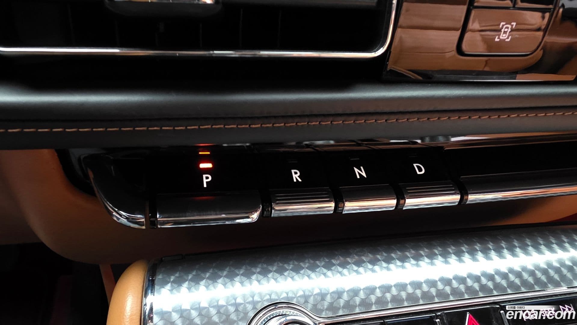 Main__Slider__Photo:Aviator Lincoln 2023.9-8