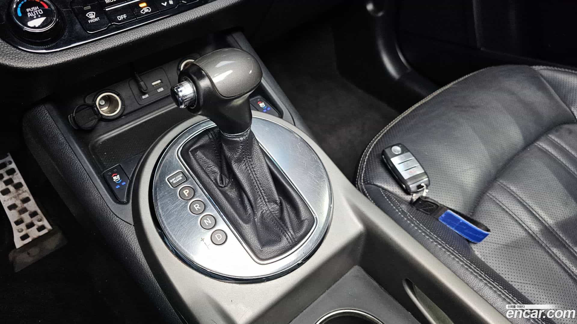 Sportage Kia 2015.6-INNER-009