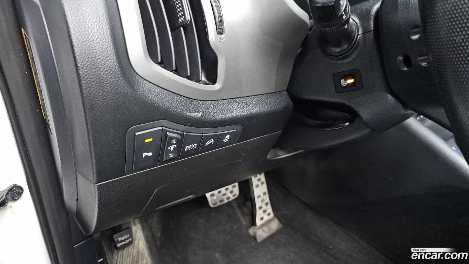 Sportage Kia 2015.6-OPTION-020