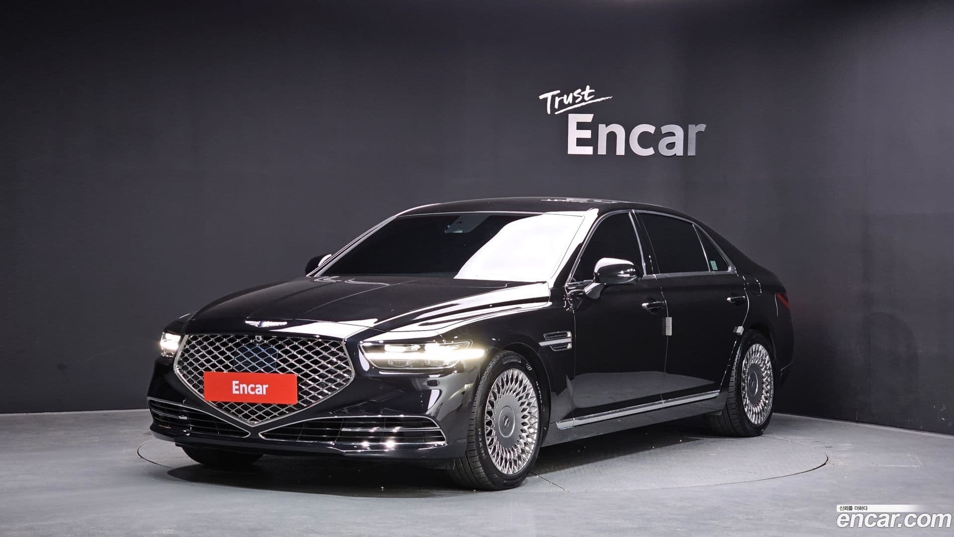 Main__Slider__Photo:G90 Genesis 2019.0-0