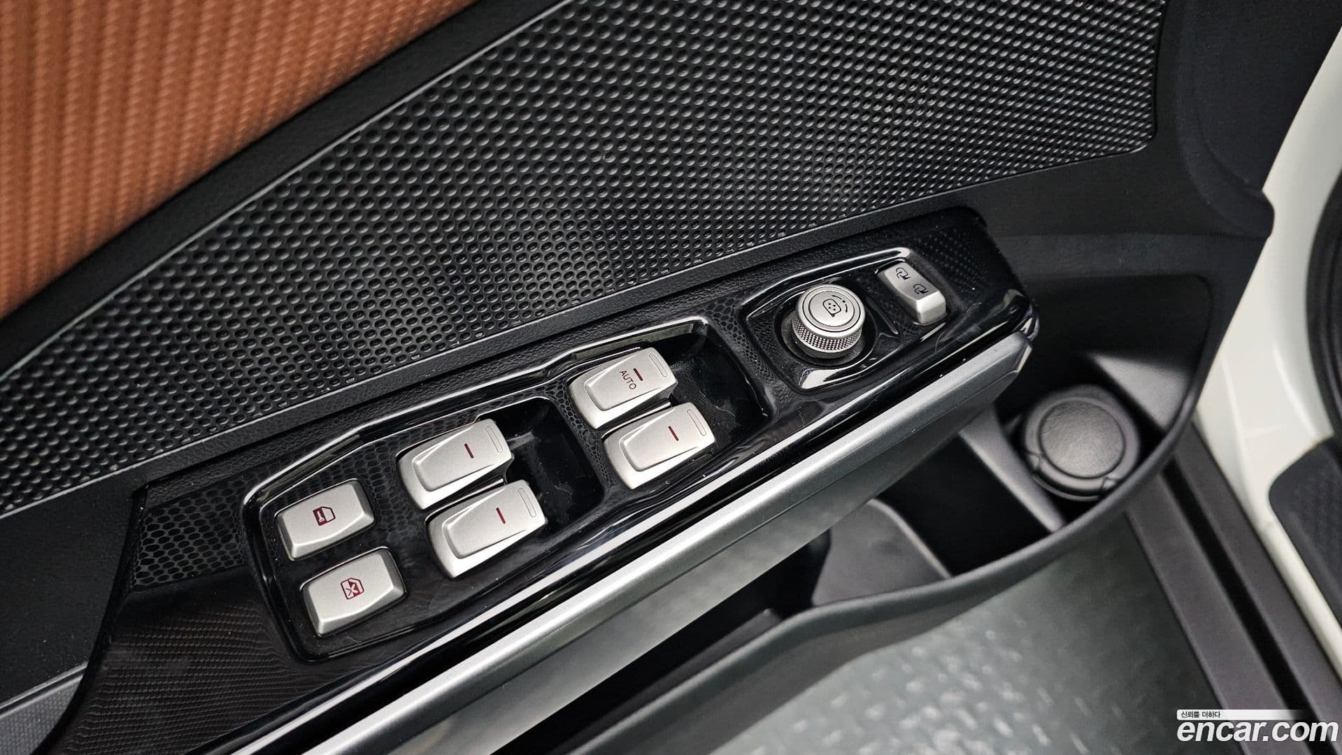 Main__Slider__Photo:TIBOLI KG_Mobility_Ssangyong 2017.11-12