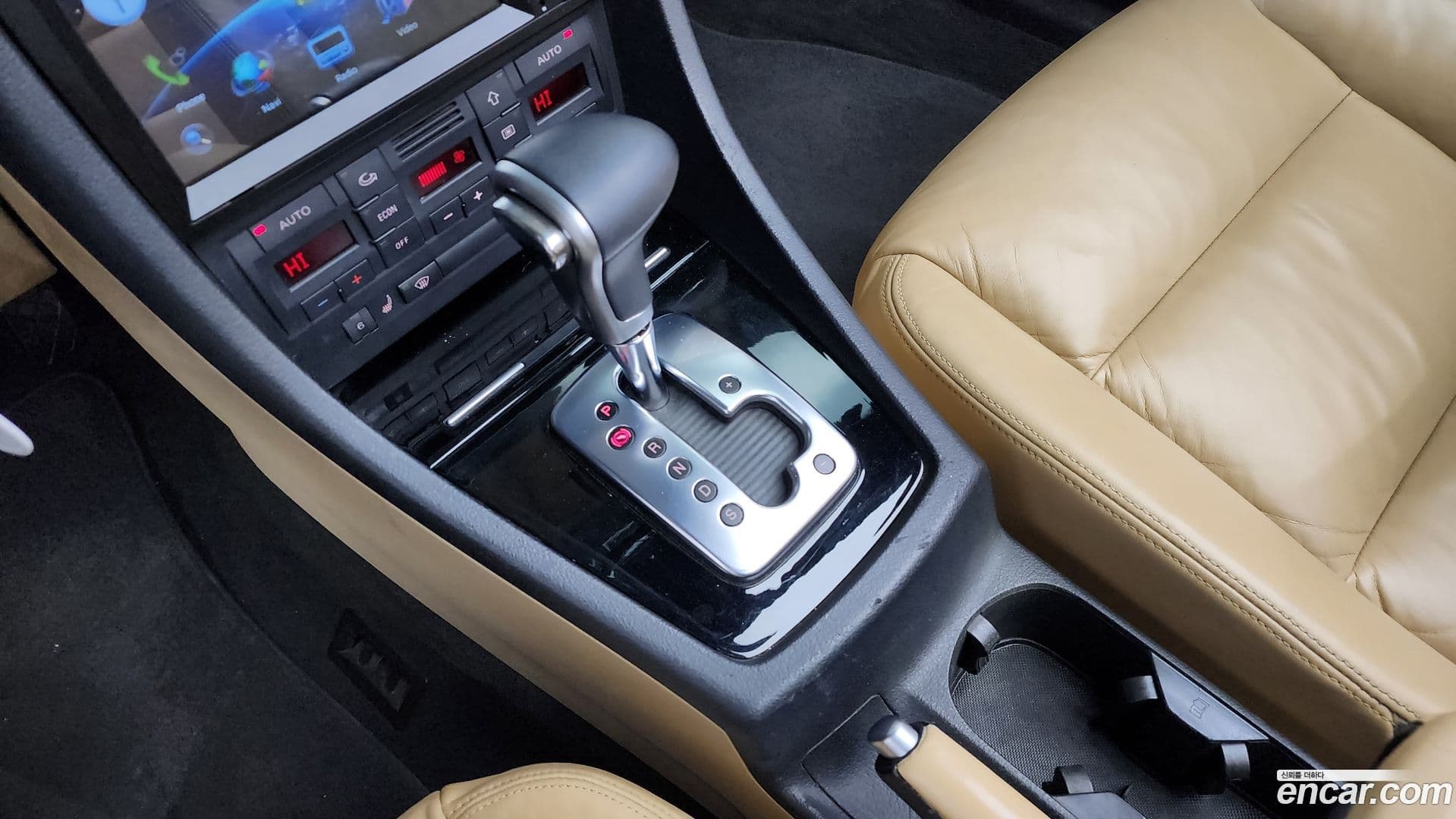 Main__Slider__Photo:A4 Audi 2008.6-8