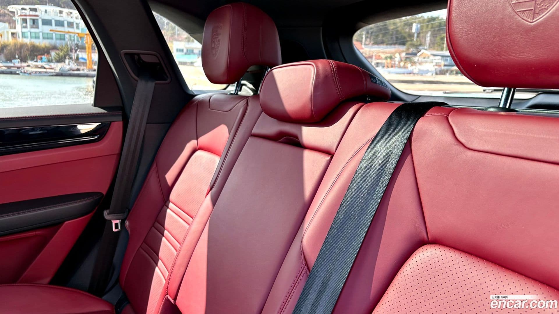 Main__Slider__Photo:Cayenne Porsche 2019.2-13