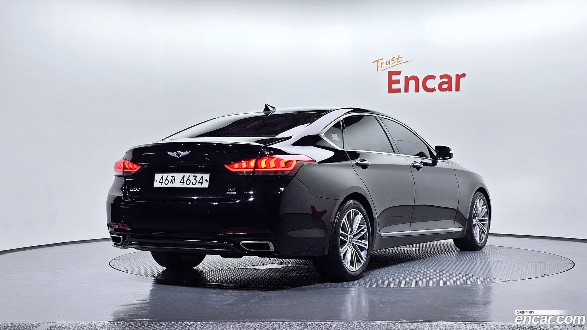 Main__Slider__Photo:G80 Genesis 2017.2-1