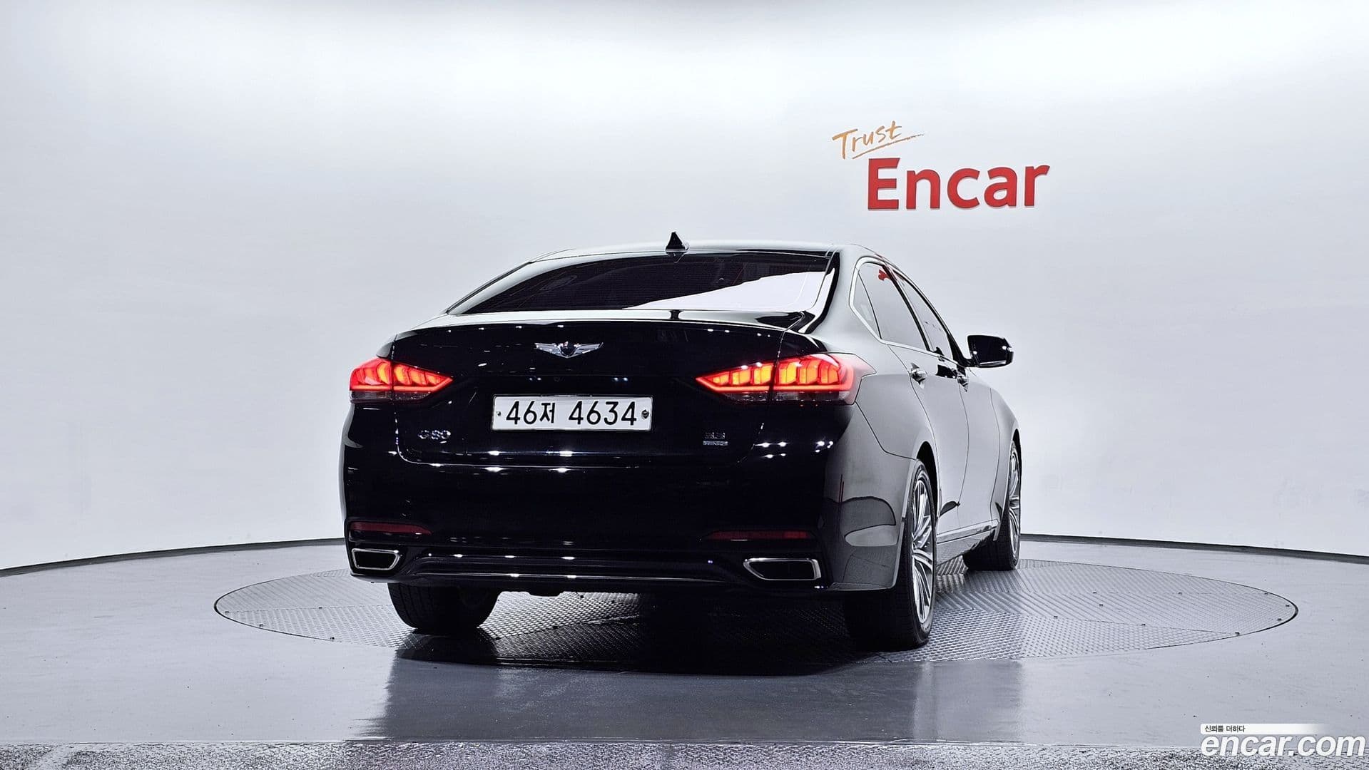 Main__Slider__Photo:G80 Genesis 2017.2-3