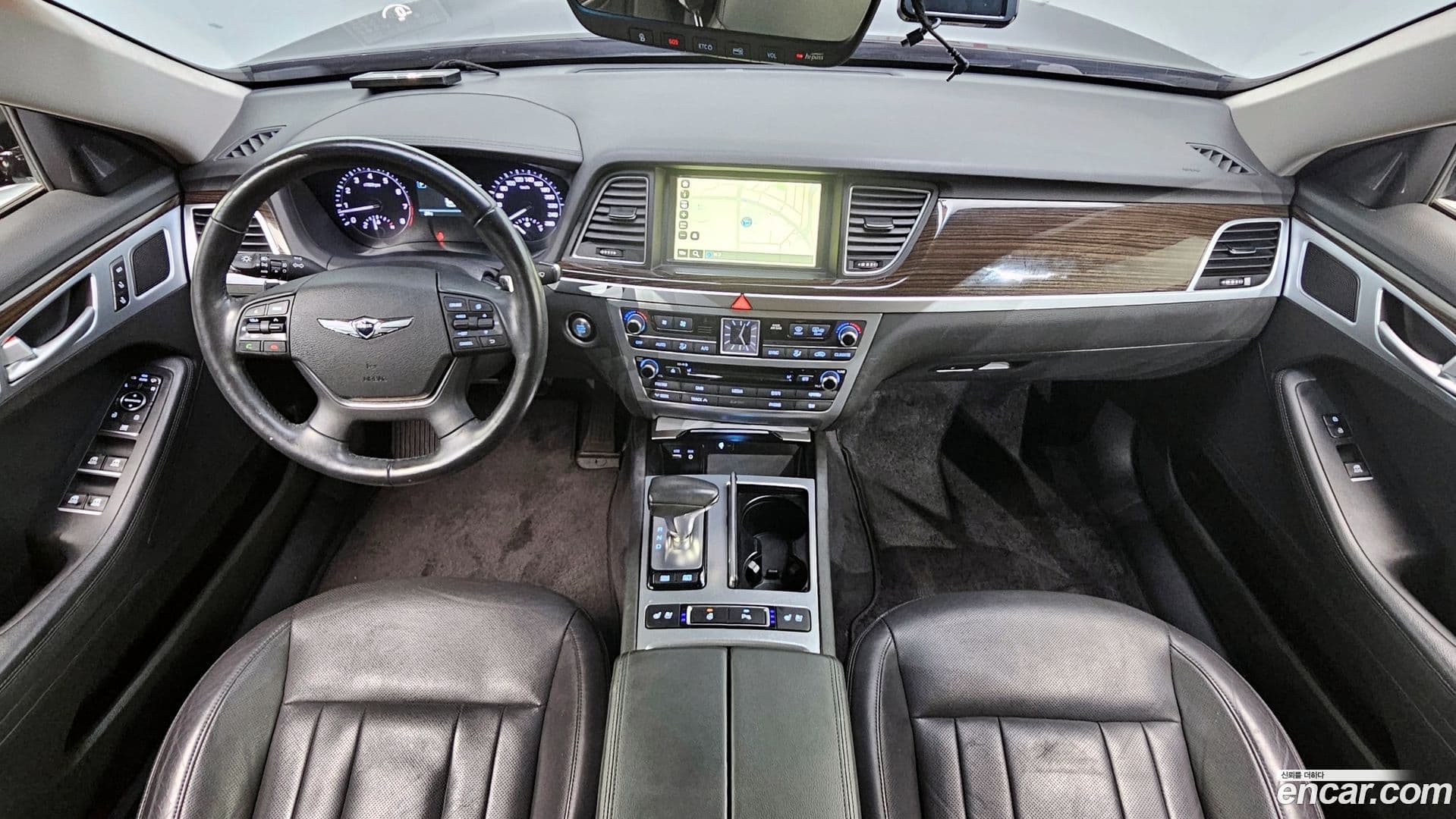 Main__Slider__Photo:G80 Genesis 2017.2-6