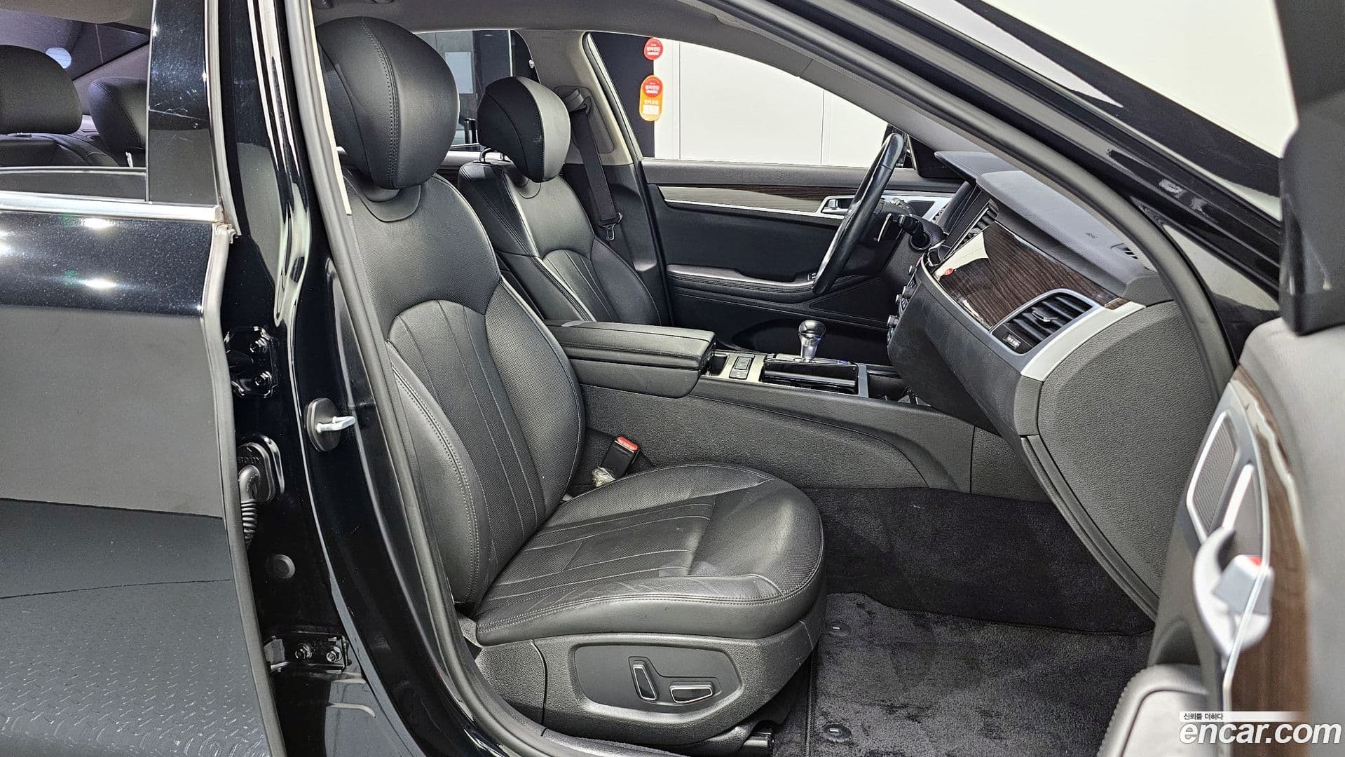 Main__Slider__Photo:G80 Genesis 2017.2-9