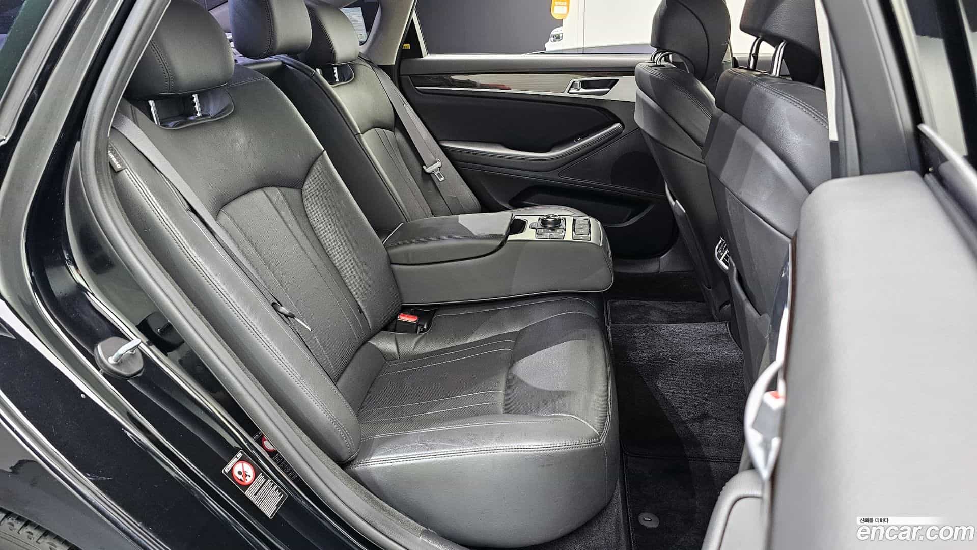 G80 Genesis 2017.2-OPTION-16