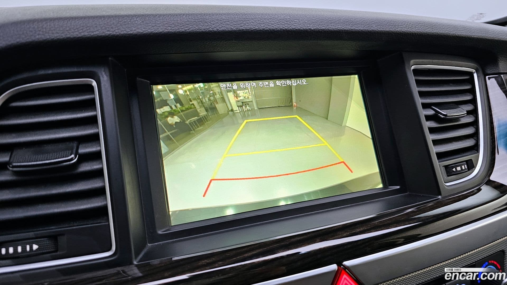 Main__Slider__Photo:G80 Genesis 2017.2-14