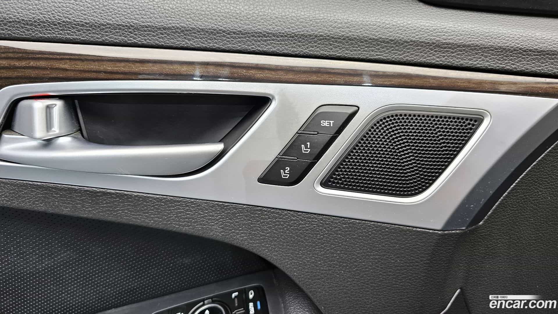 G80 Genesis 2017.2-OPTION-21