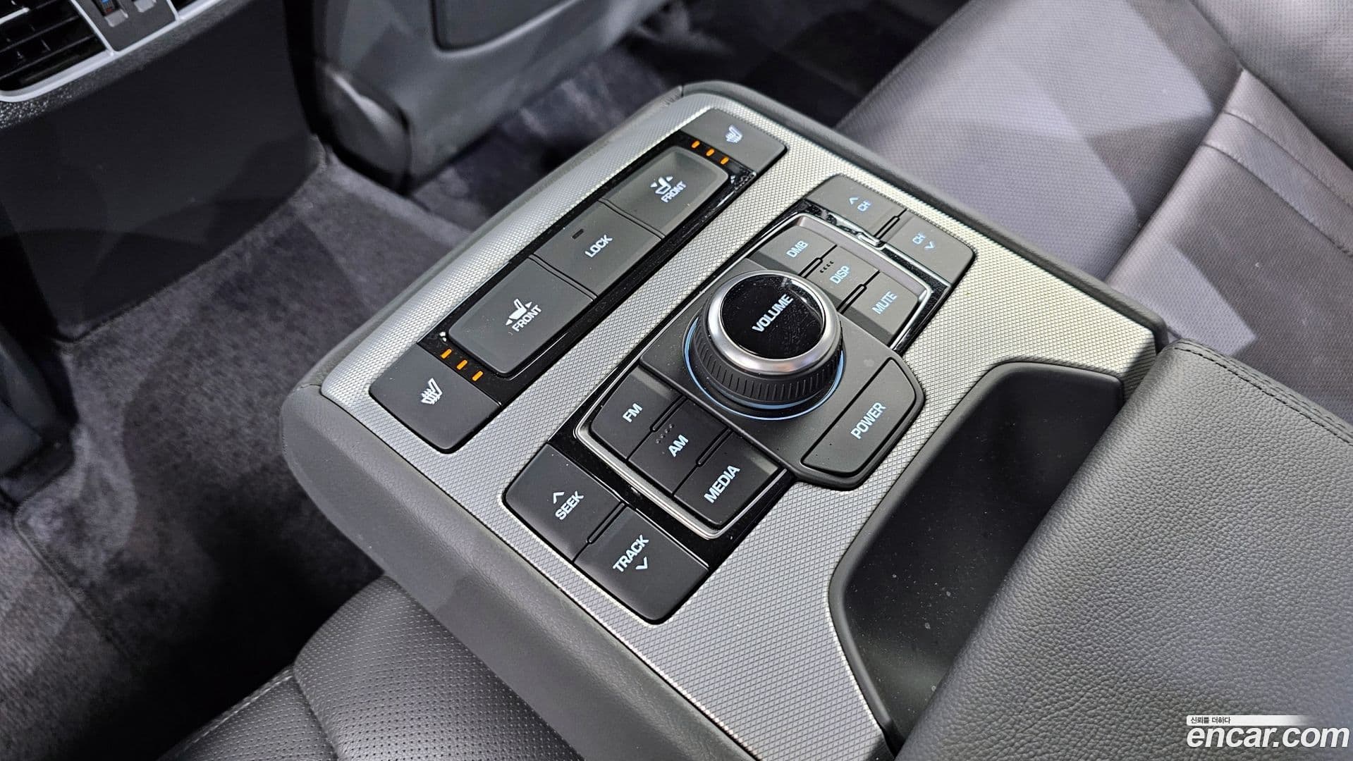 Main__Slider__Photo:G80 Genesis 2017.2-17