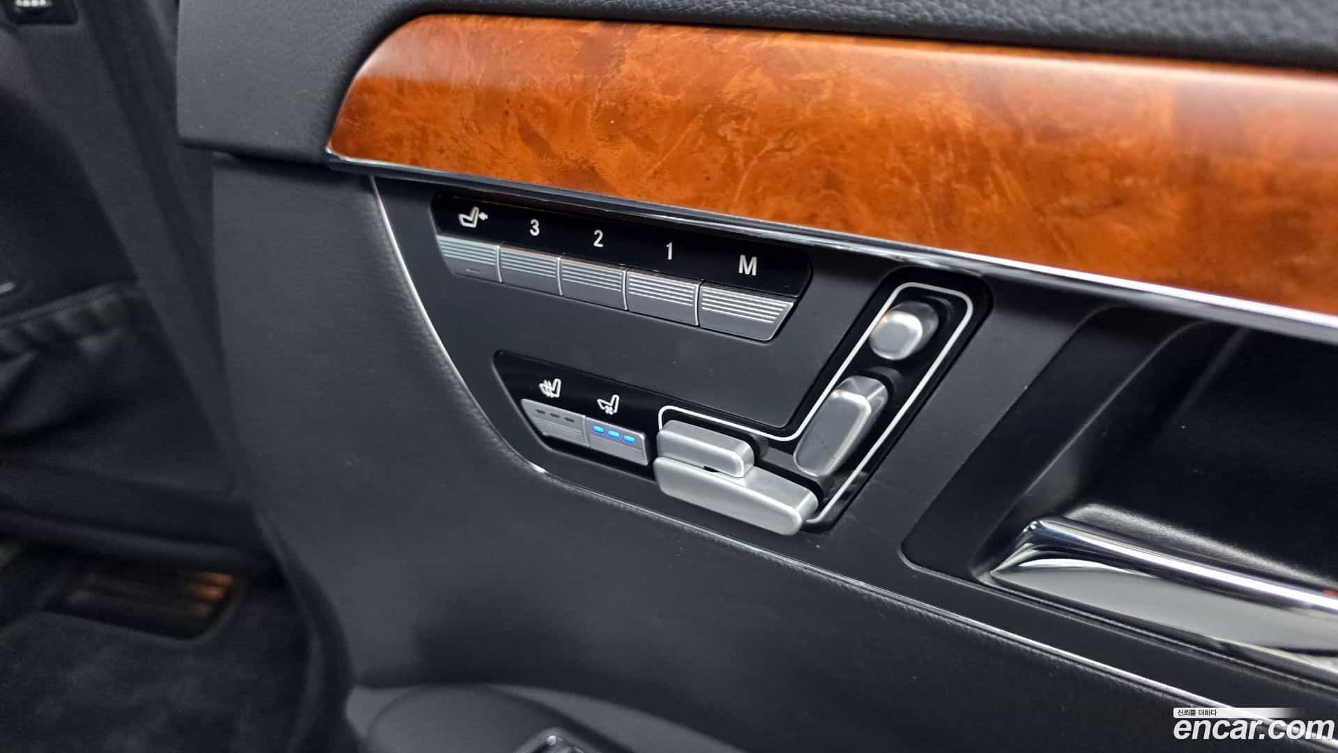 S-Class Mercedes-Benz 2005.11-OPTION-023