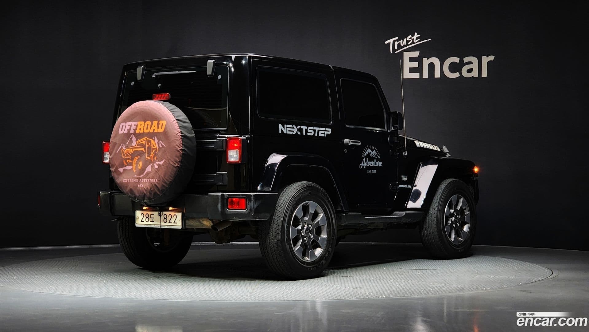 Main__Slider__Photo:Wrangler Jeep 2011.11-1