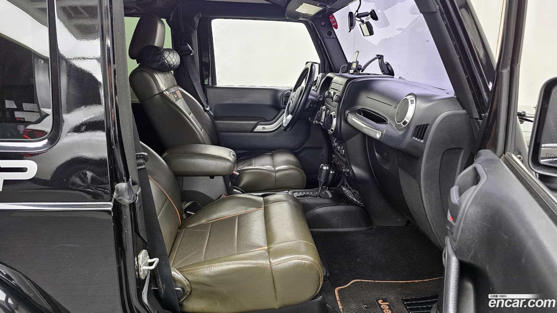 Wrangler Jeep 2011.11-OPTION-015