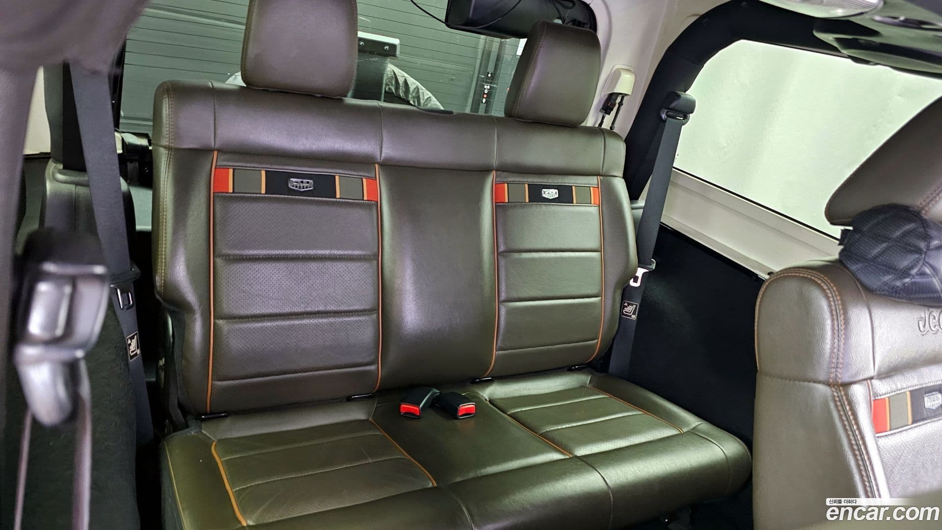 Main__Slider__Photo:Wrangler Jeep 2011.11-11