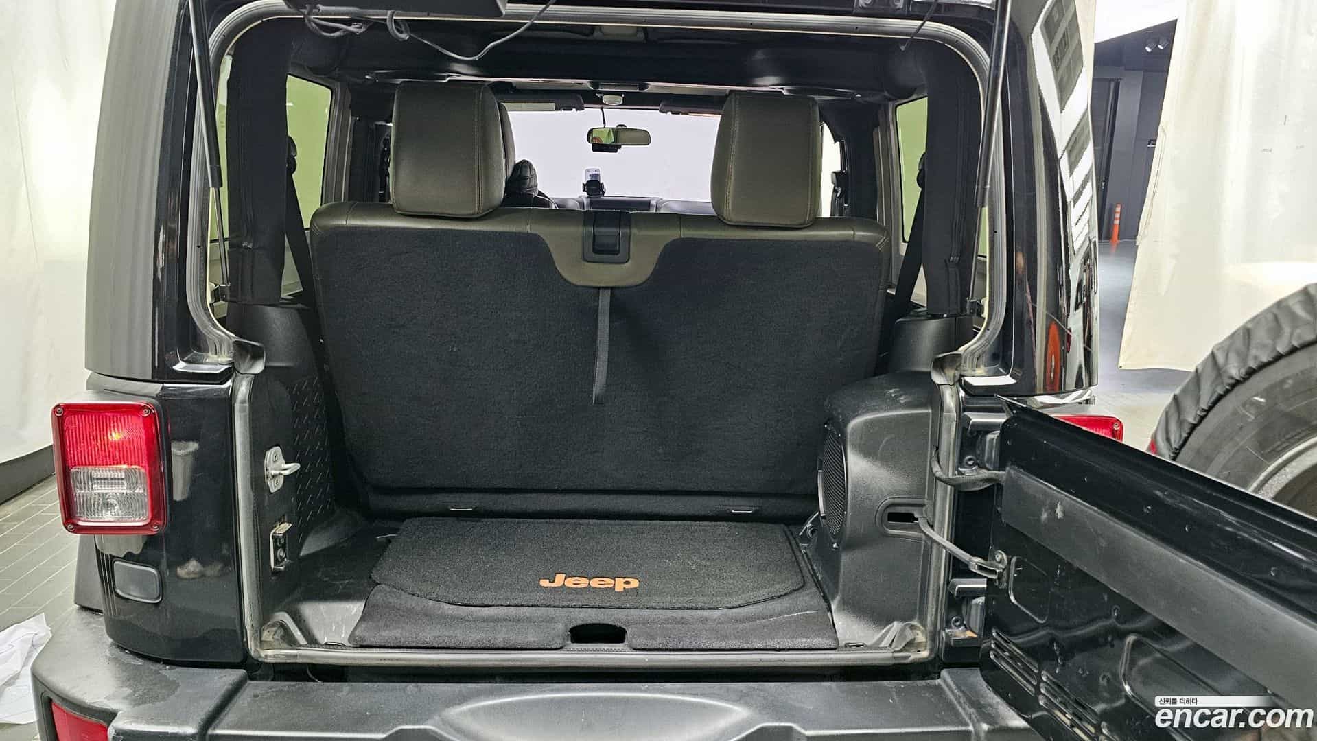 Wrangler Jeep 2011.11-OPTION-024