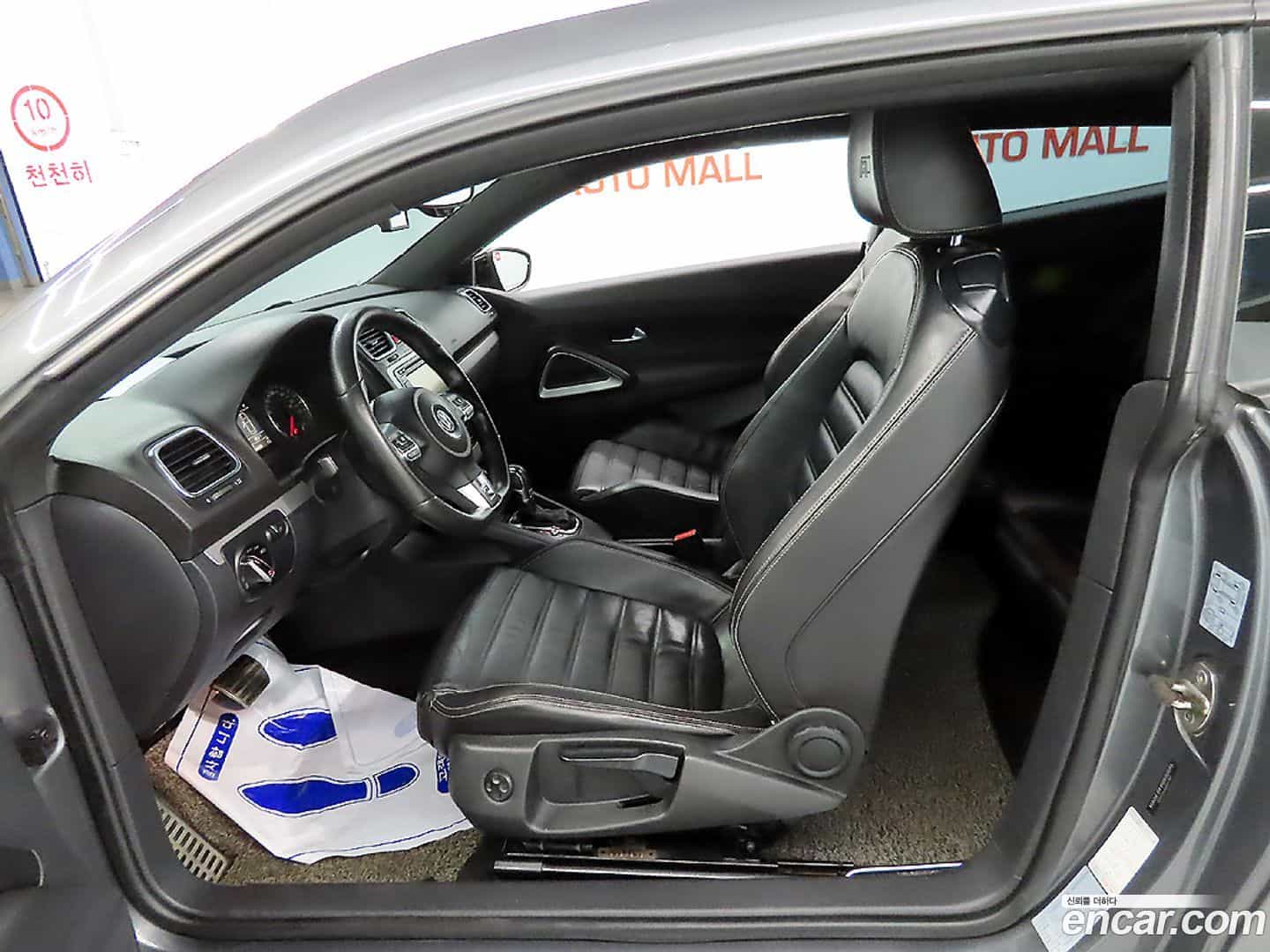 Scirocco Volkswagen 2012.10-INNER-006