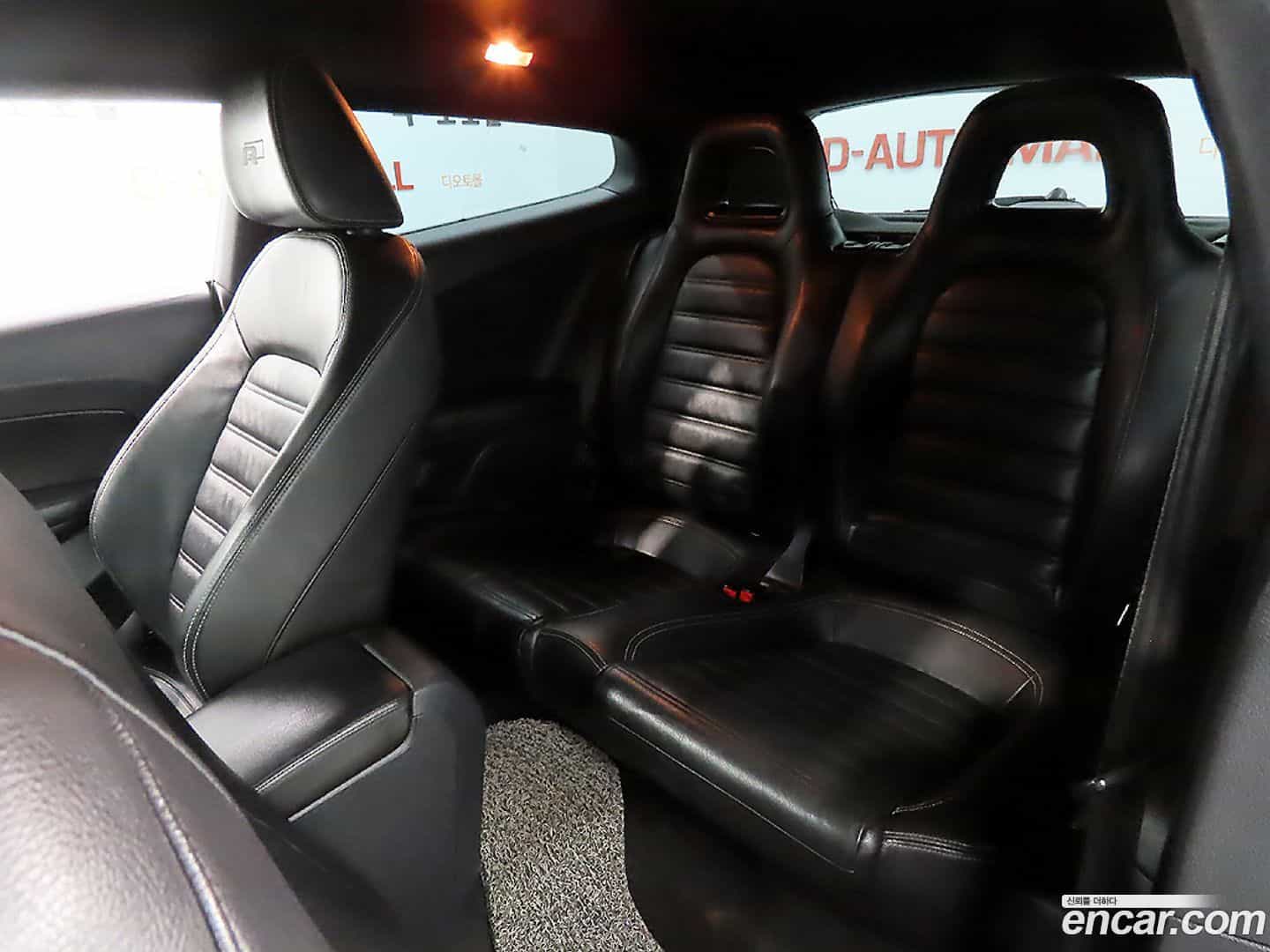 Scirocco Volkswagen 2012.10-INNER-007