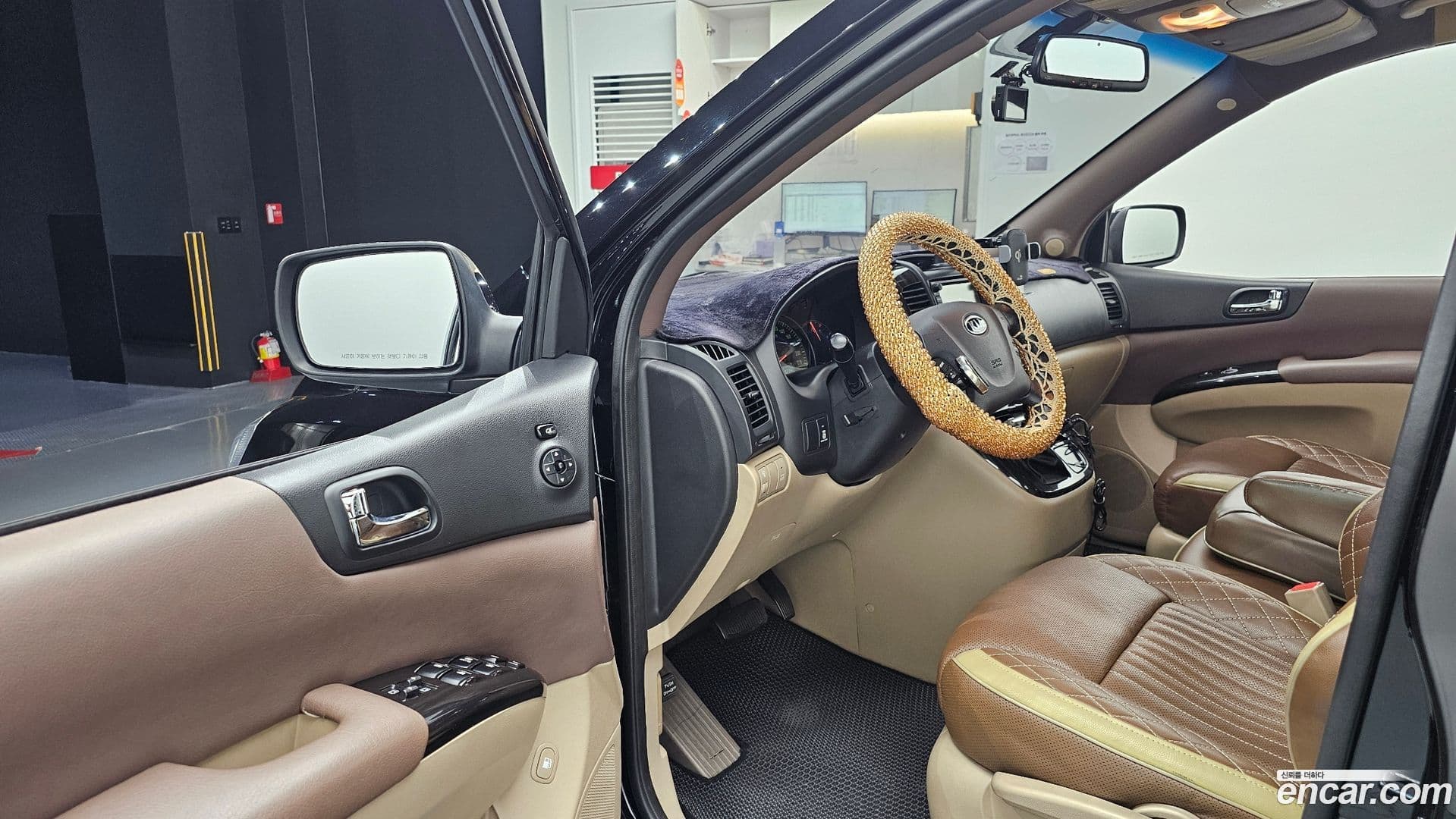 Main__Slider__Photo:Canival Kia 2011.6-10