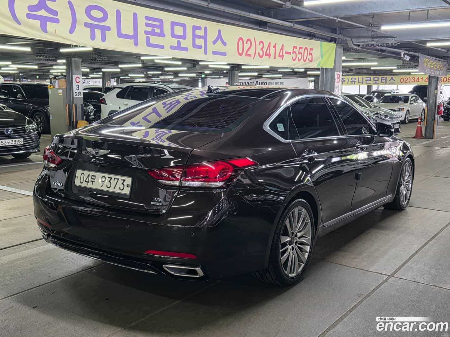 G80 Genesis 2018.0-OUTER-004