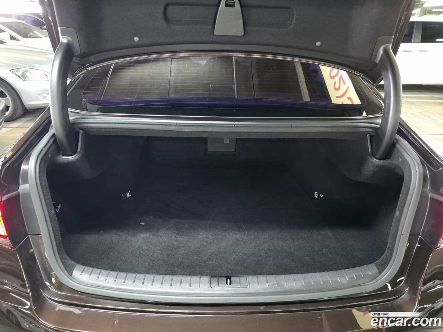 G80 Genesis 2018.0-OPTION-017