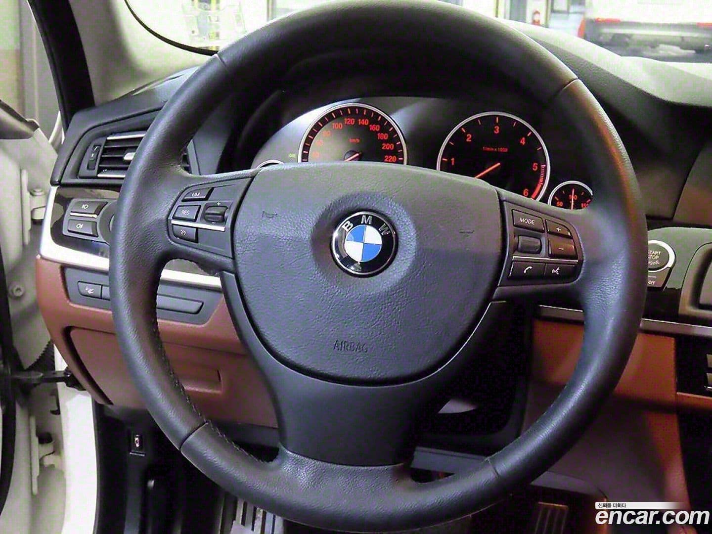 Main__Slider__Photo:5-Series BMW 2012.5-7