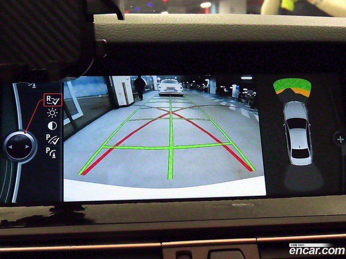 Main__Slider__Photo:5-Series BMW 2012.5-10