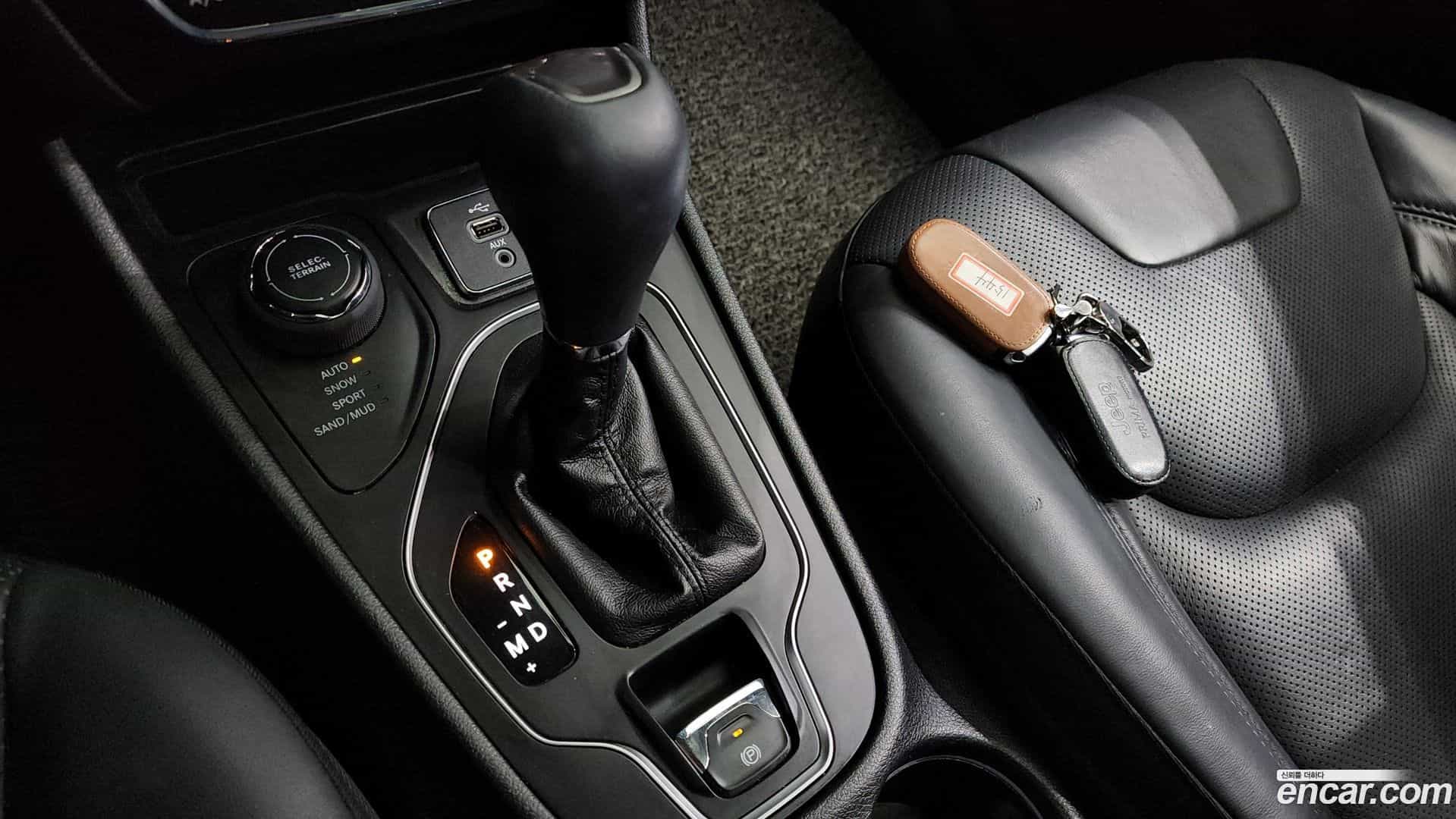 Cherokee Jeep 2018.10-INNER-009