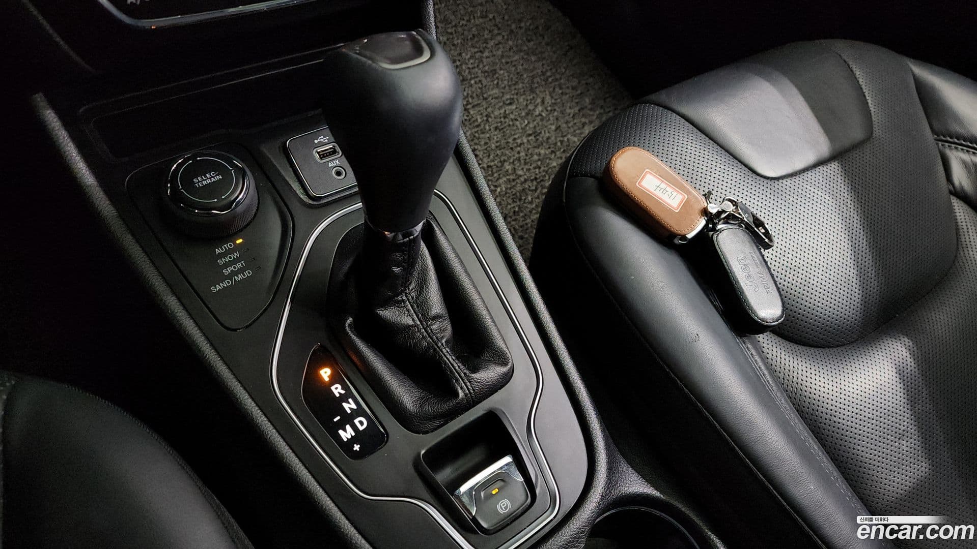 Main__Slider__Photo:Cherokee Jeep 2018.10-8