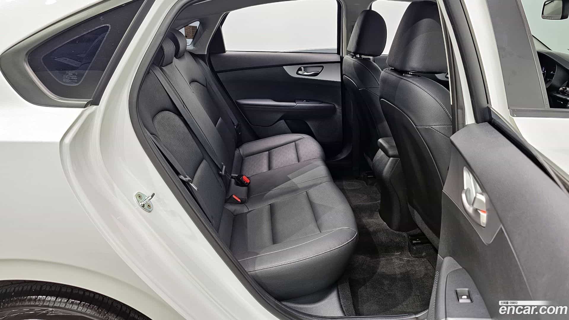 K3 Kia 2021.8-OPTION-016