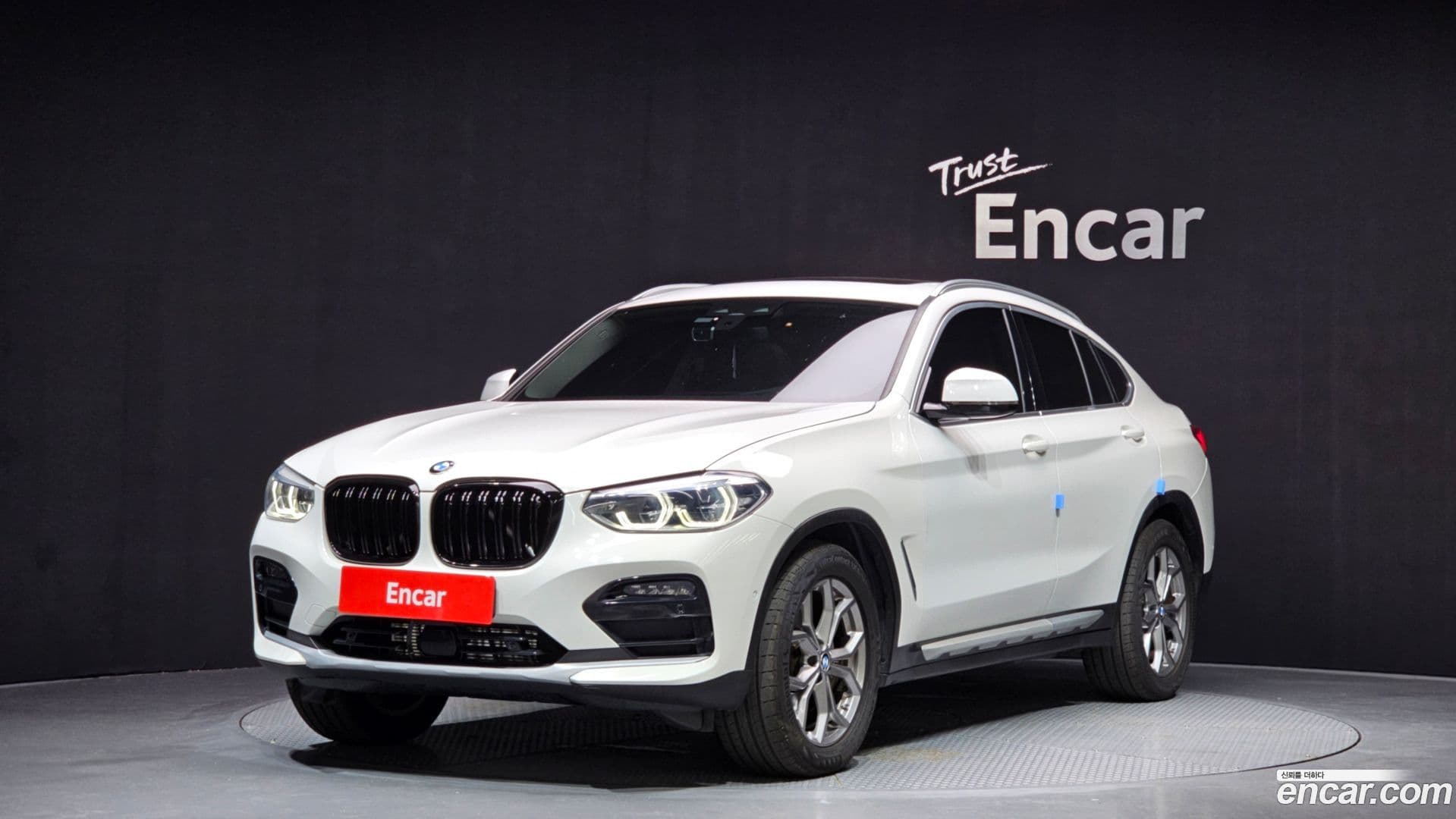 Main__Slider__Photo:X4 BMW 2020.2-0