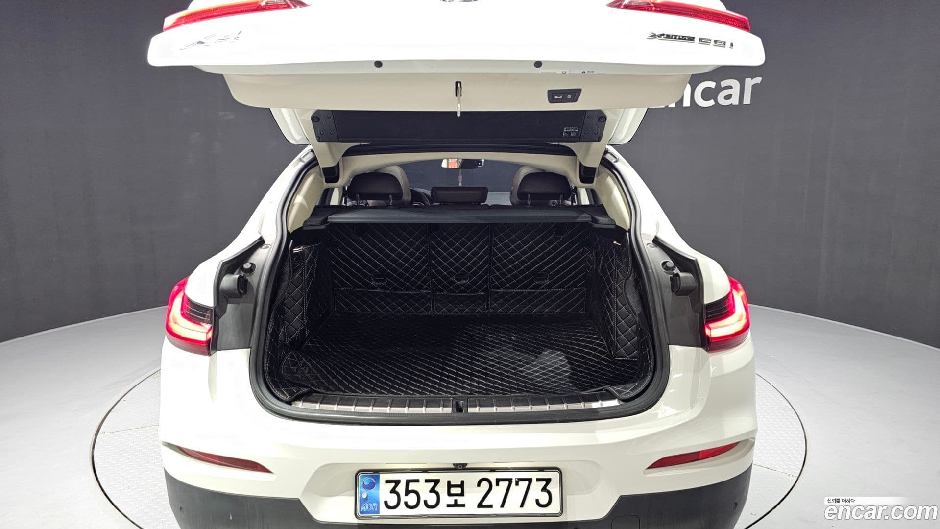 Main__Slider__Photo:X4 BMW 2020.2-19