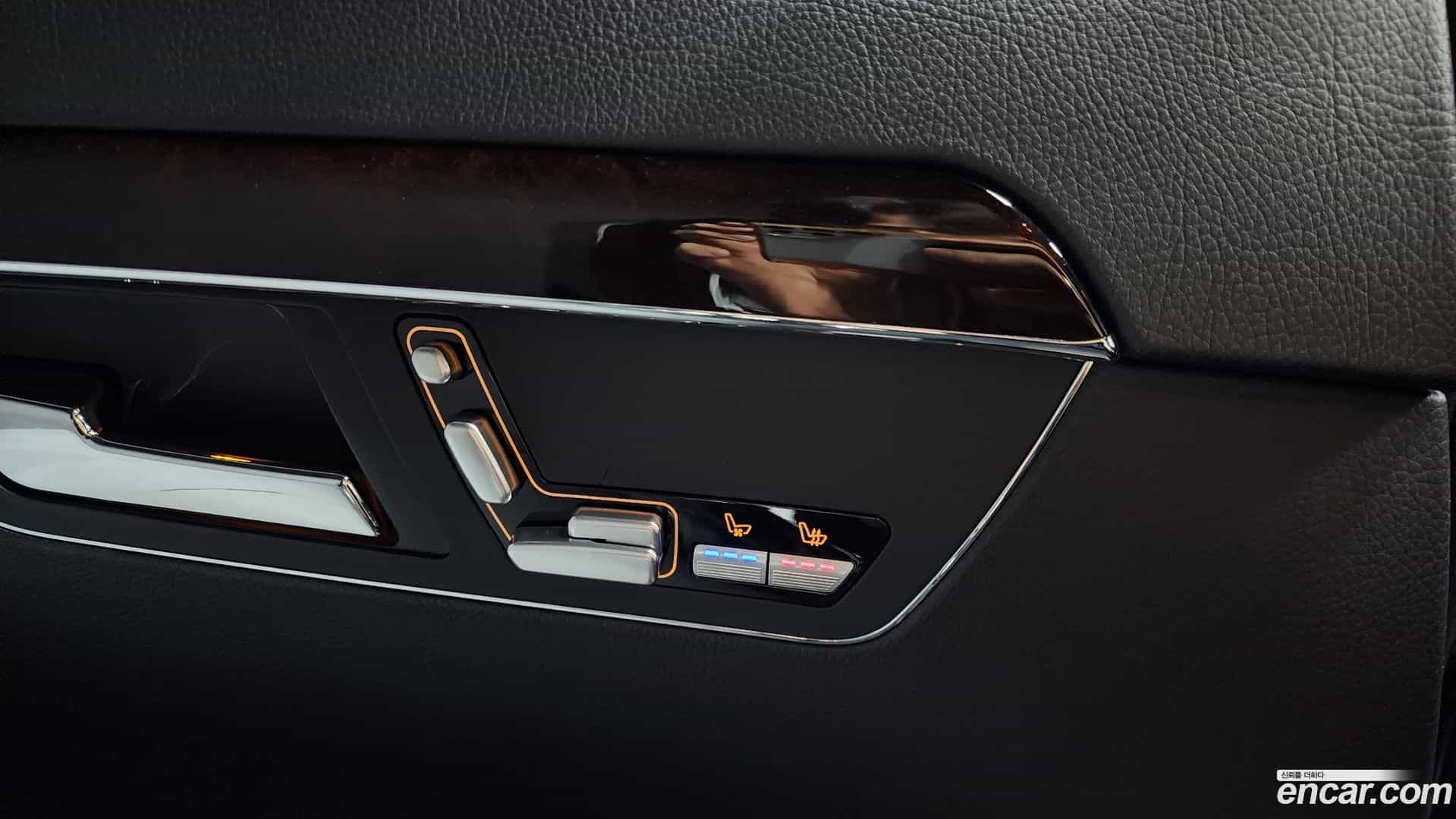 S-Class Mercedes-Benz 2011.4-OPTION-022