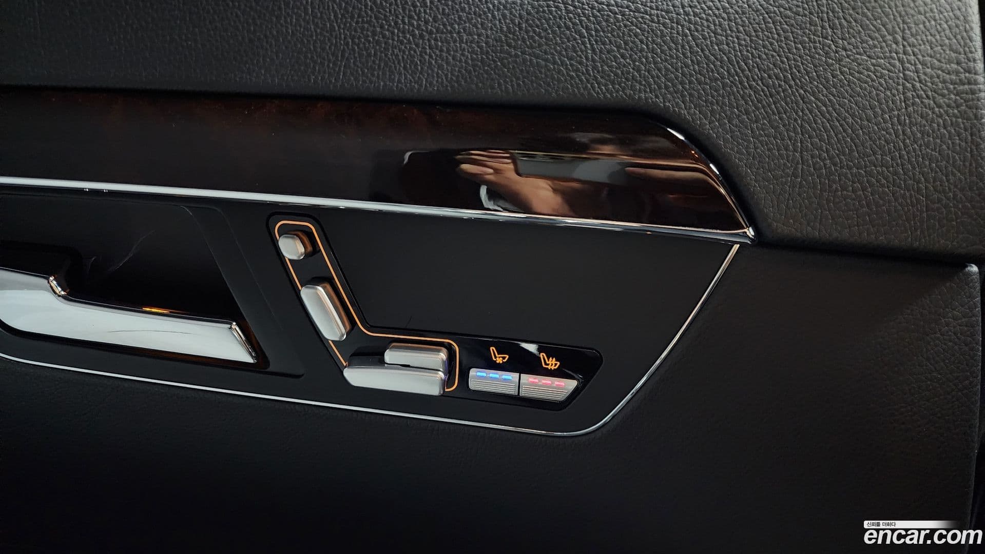 Main__Slider__Photo:S-Class Mercedes-Benz 2011.4-17