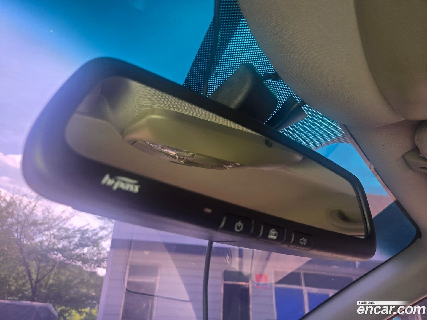 Main__Slider__Photo:KORANDO KG_Mobility_Ssangyong 2013.0-12