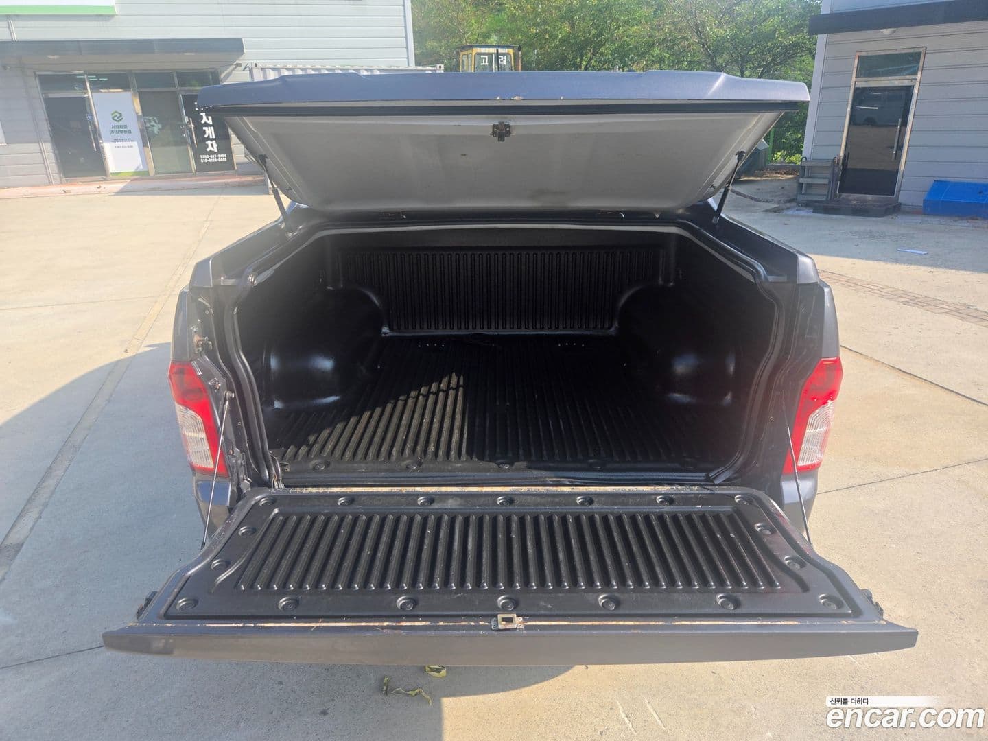 Main__Slider__Photo:KORANDO KG_Mobility_Ssangyong 2013.0-18