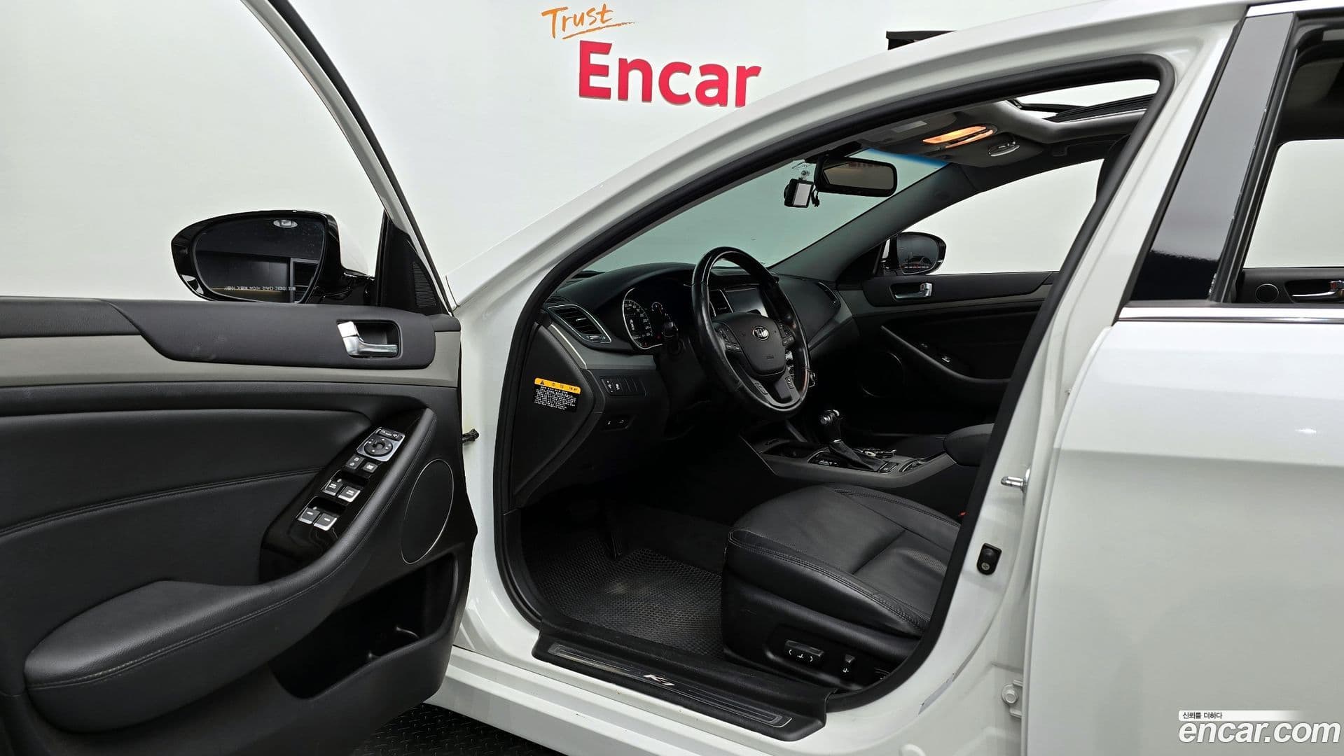 Main__Slider__Photo:K7 Kia 2015.0-10